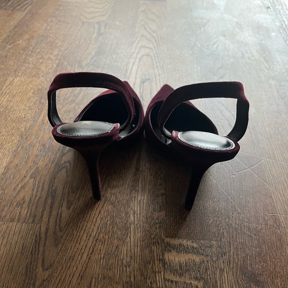 Zara velvet effect burgundy sling back heels - Picture 6 of 6